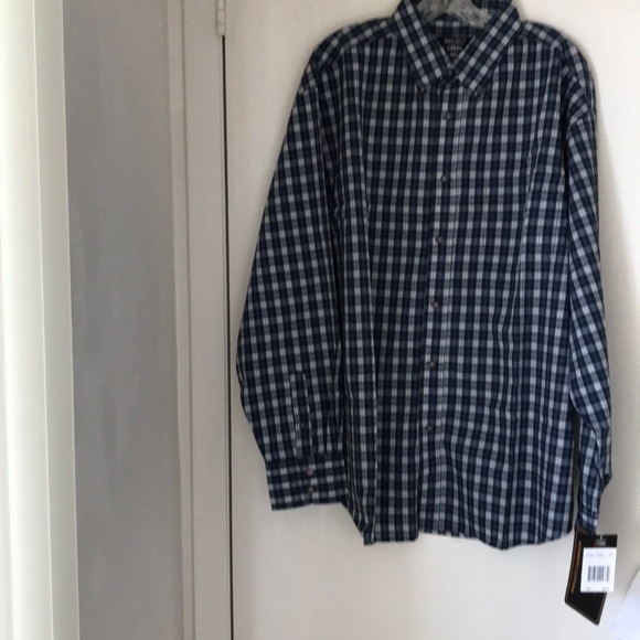 NWT men’s woven shirt - Picture 2 of 5